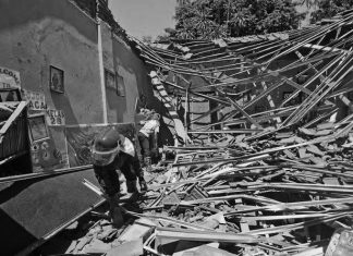 Sekolah Ambruk, Fisik atau Psikis ?