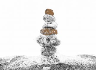 Puisi: Penyadab Batu Dan Pasir