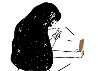 Cerpen: Perempuan yang Tergila-gila pada Ponselnya