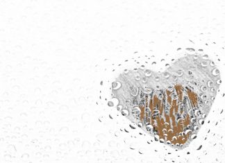 Puisi: Saat Harus Memilih