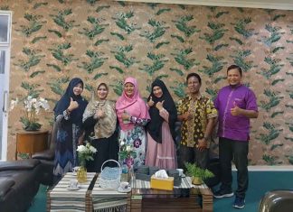 Jajaki Kerja Sama, Komunitas Riau Sastra Kunjungi FKIP Universitas Islam Riau